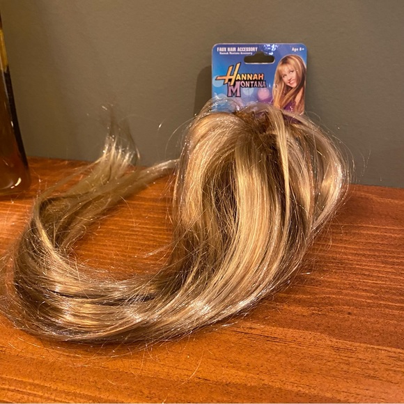 Hannah Montana Faux Hair Accessory Extensions Claw Clip from mid 2000s - Picture 7 of 7